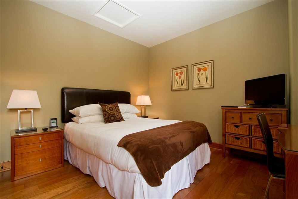 Columbia Cliff Villas Hood River Room photo