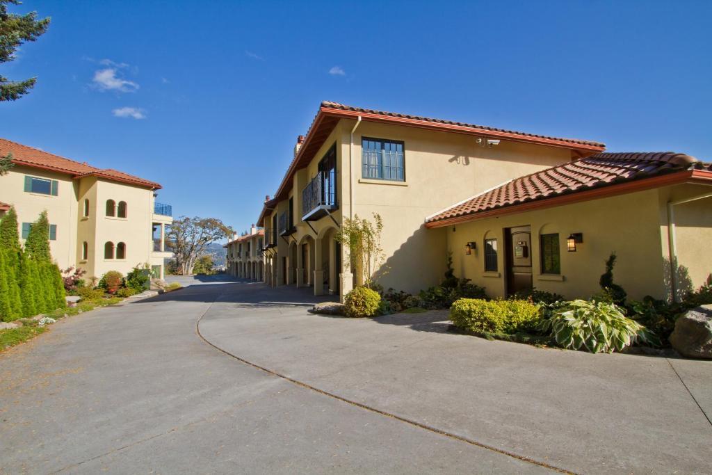 Columbia Cliff Villas Hood River Exterior photo